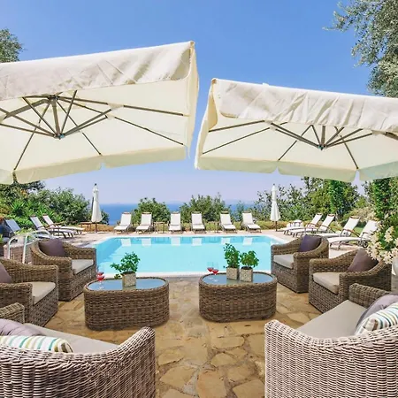 בית נופש Luxury With Pool & Garden