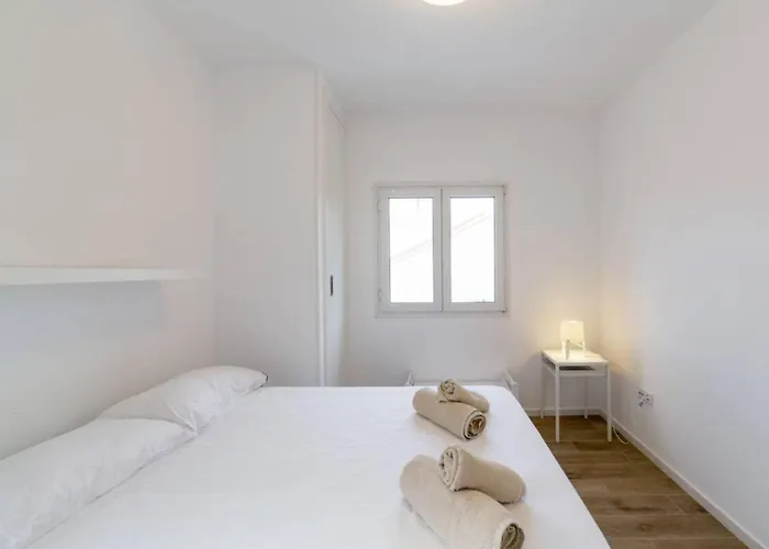 Relaxing Carel Капри