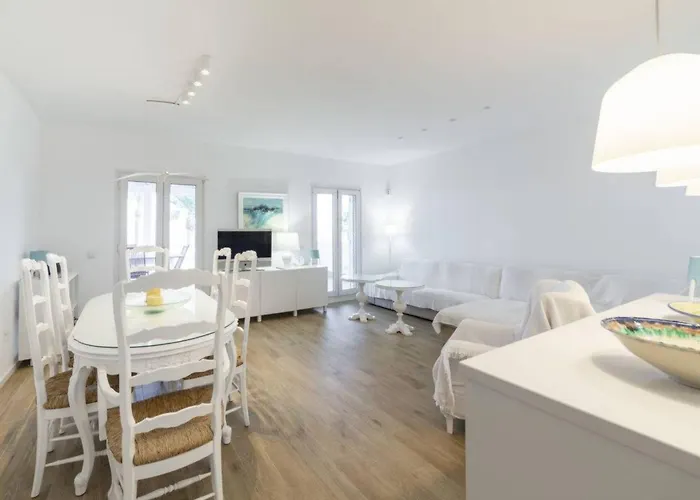 度假居 Luxury Villa Capri With Pool & Garden *