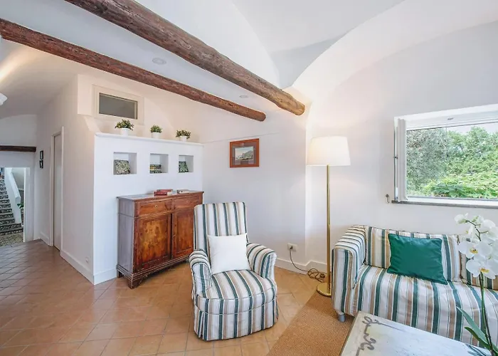 Luxury With Pool & Garden *