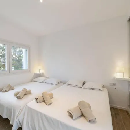 Relaxing Carel * קאפרי